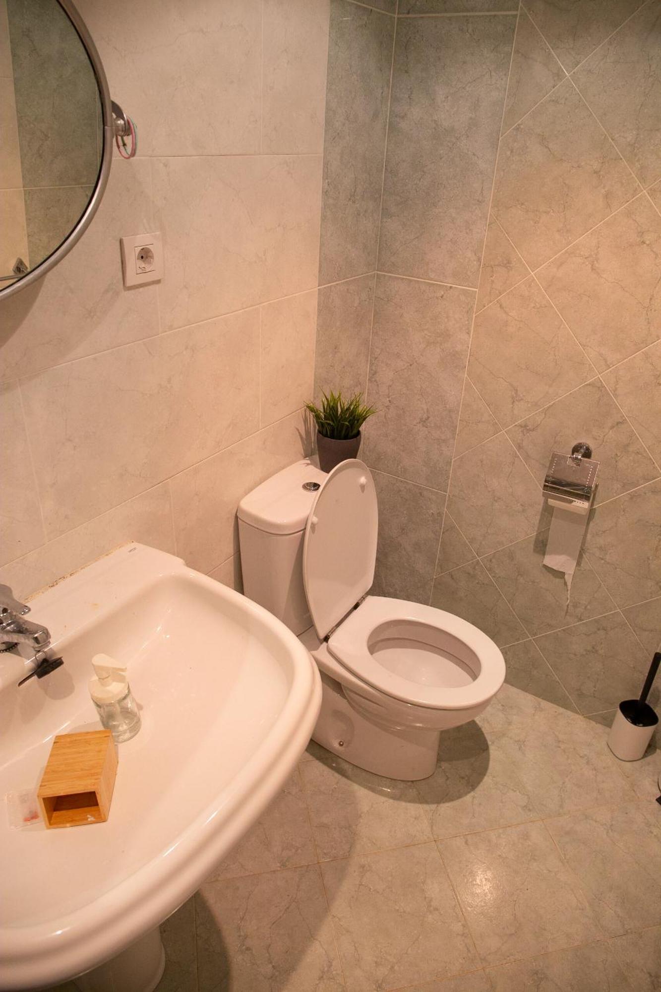 Beachfront Surf & Holiday House, Charming & Quiet Villarrube Екстериор снимка