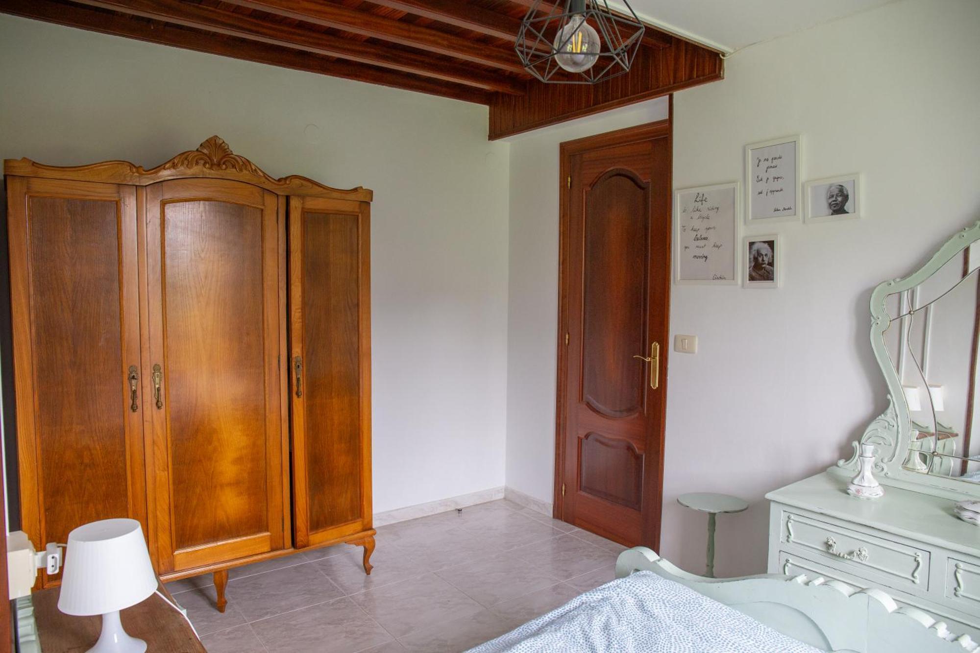 Beachfront Surf & Holiday House, Charming & Quiet Villarrube Екстериор снимка