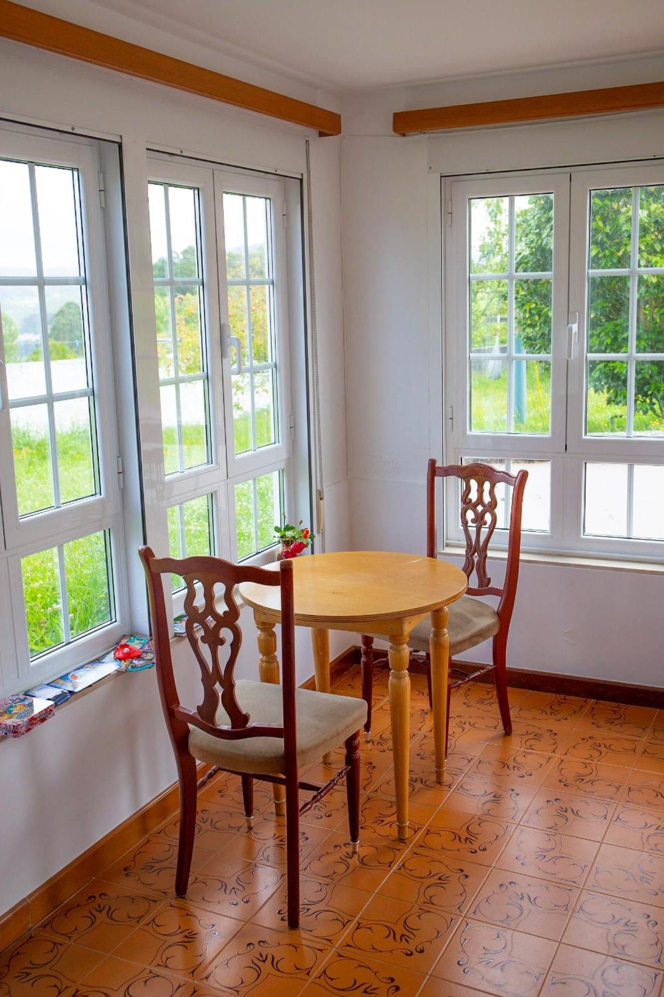 Beachfront Surf & Holiday House, Charming & Quiet Villarrube Екстериор снимка