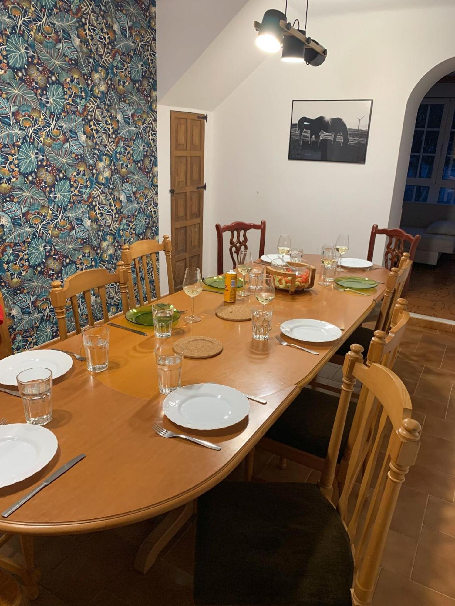 Beachfront Surf & Holiday House, Charming & Quiet Villarrube Екстериор снимка