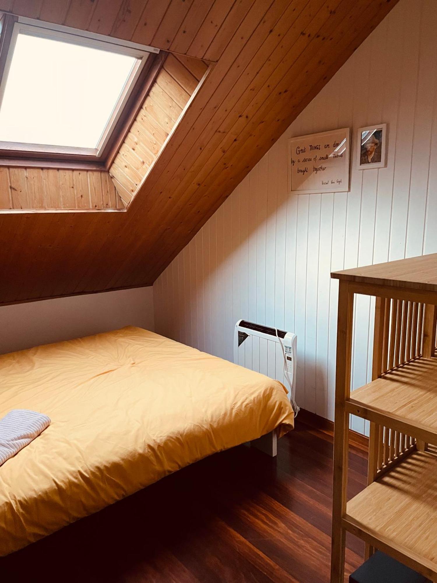 Beachfront Surf & Holiday House, Charming & Quiet Villarrube Екстериор снимка